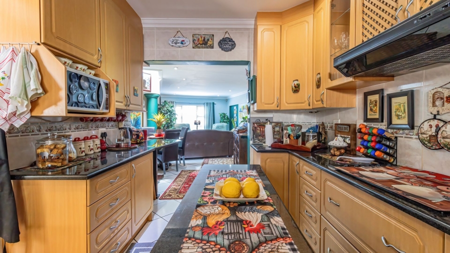 3 Bedroom Property for Sale in Boschdal North West